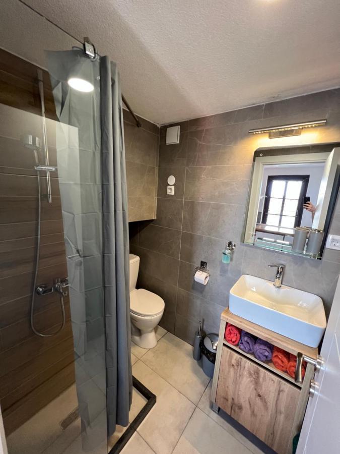 Patche Residence - A Wine Cellar Hideaway In The Historic Home Of Revolutionary Metodi Patche Ohrid Extérieur photo